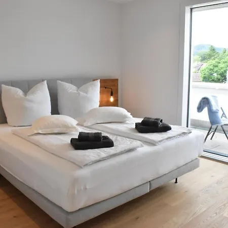 Penthouse Moos شقة
